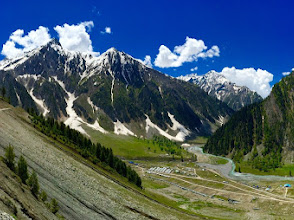 KASHMIR-Vaishno Devi, Patnitop With Amritsar-14 days, J.D - 17/05, 17/10, 27/03/27.